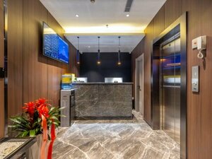 Meitu Express Hotel (Building 3, Haobusika Qinyuan Garden, No. 155 Lanshi East Street), hotel