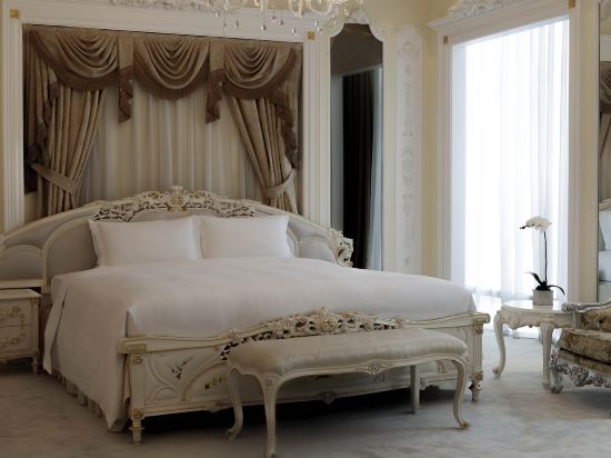 Фото Pullman Shanghai Central - In XinTianDi & Yu Garden Area