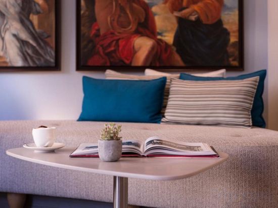 Фото Hôtel Le Walt Paris