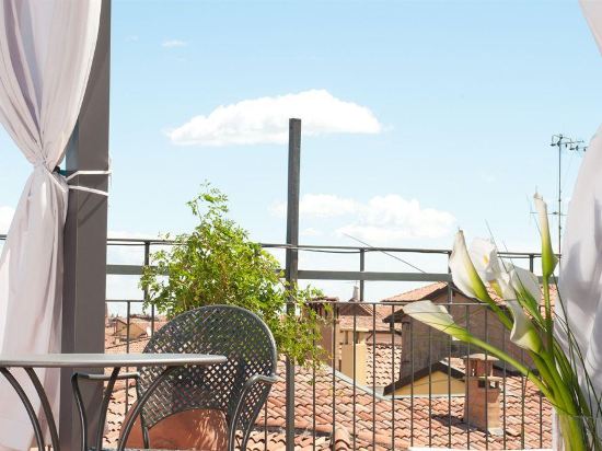 Фото Touring Hotel