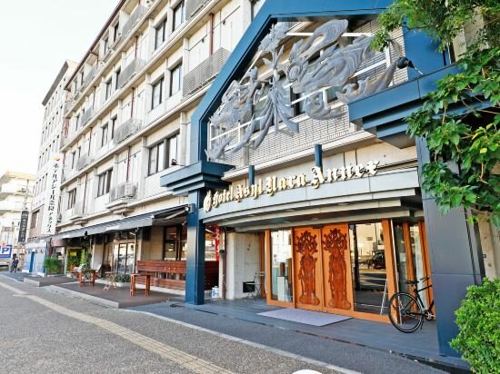 Фото отеля 1