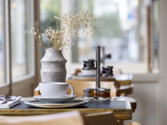 Фото Le Petit Beaumarchais Hotel & SPA