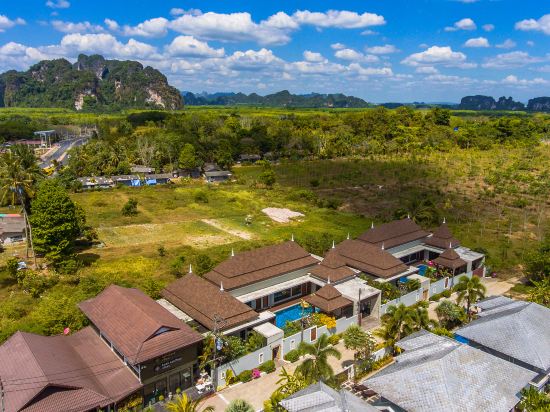 Фото Baan Santhiya Private Pool Villas