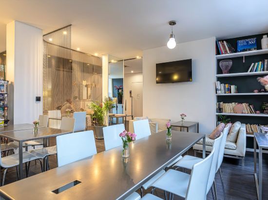 Фото Hotel Glasgow Monceau Paris by Patrick Hayat