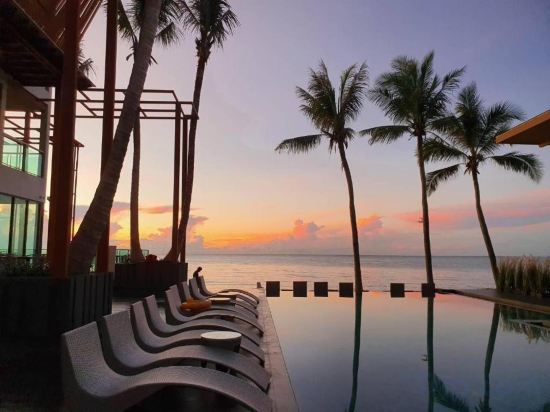 Фото Eco Cozy Beachfront Resort Chaam