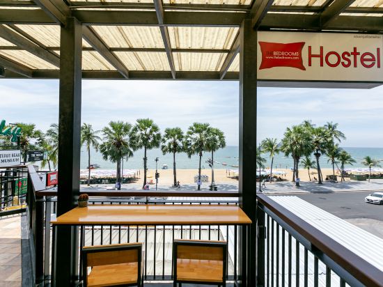 Фото The Bedrooms Hostel Pattaya