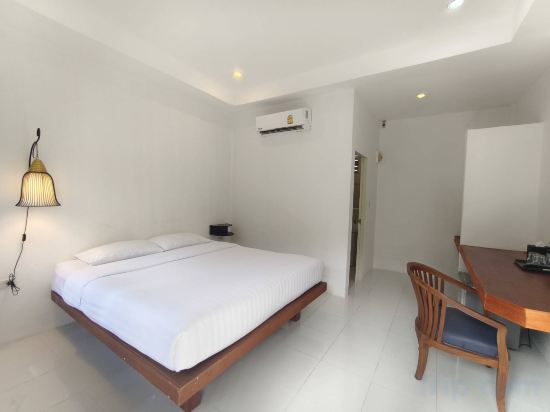 Фото Hacienda Phuket