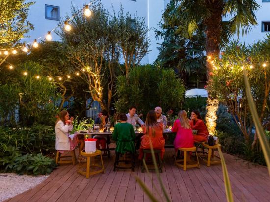 Фото Oceania Paris Porte de Versailles