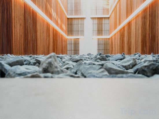 Фото Shambhala Hotel Pattaya