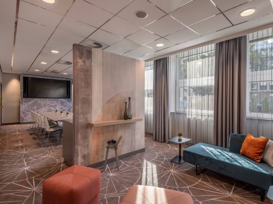 Фото Cologne Marriott Hotel