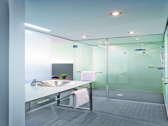 Фото INNSiDE by Meliá - Düsseldorf Derendorf