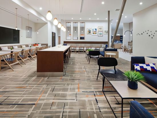 Фото Courtyard by Marriott San Diego Miramar