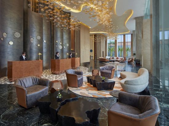 Фото The Watson Premium Halong Hotel