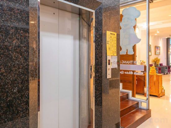 Фото Lilly Hotel