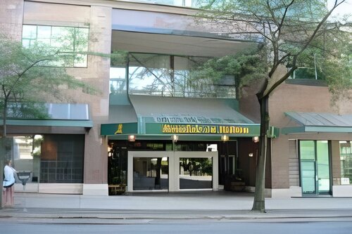 Гостиница Rosedale On Robson Suite Hotel в Ванкувере