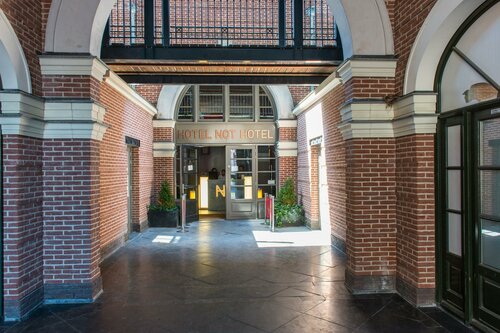 Гостиница Hotel Not Hotel Amsterdam в Амстердаме