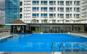 Гостиница Quest Hotel & Conference Center
