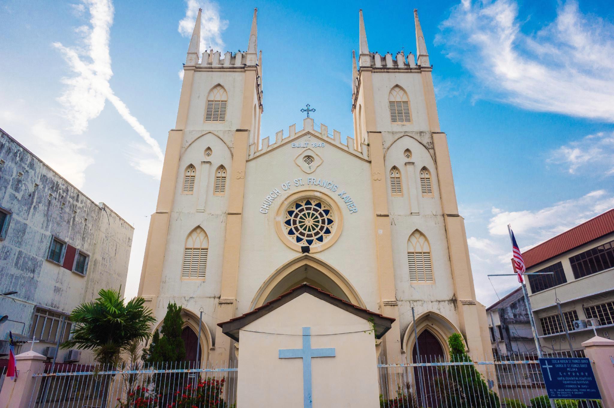 Фото Oyo 764 Hotel Famous Inn