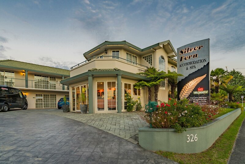 Гостиница Silver Fern Accommodation & SPA в Роторуа