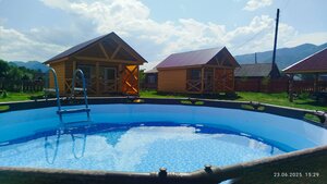 Солнечная Поляна (selo Karakol, Altayskaya ulitsa, 38), hotel