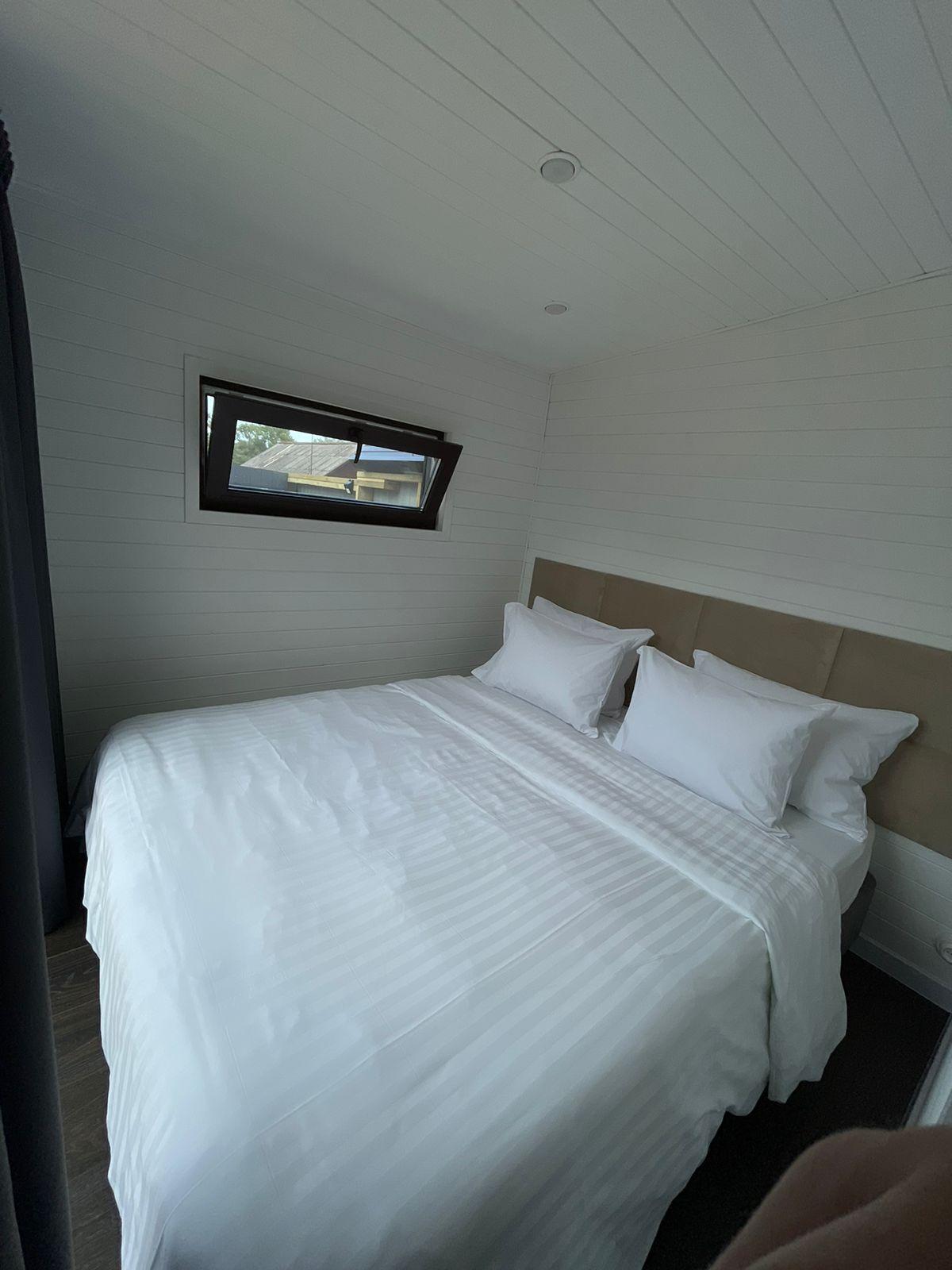 Фото Асти Кэмп