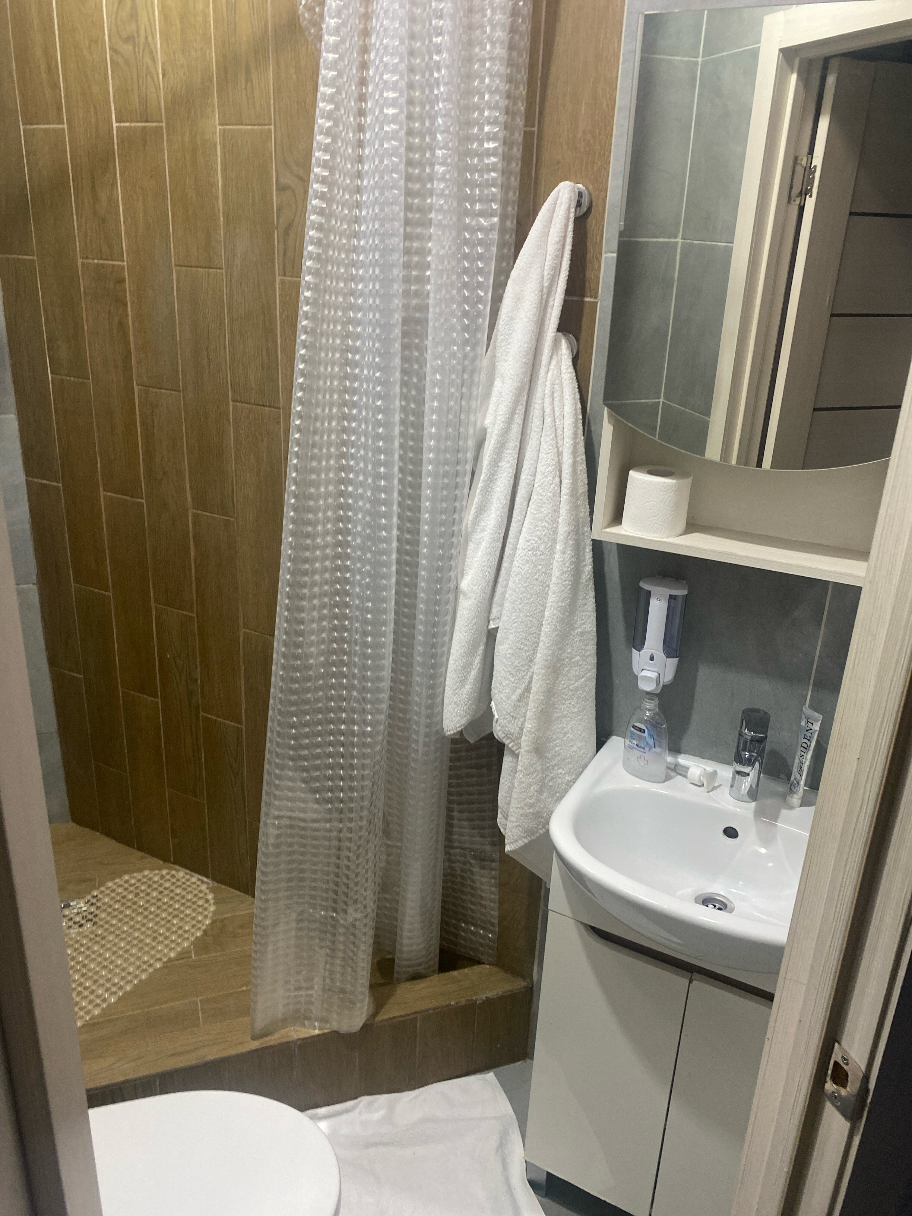 Фото Loftet Rooms