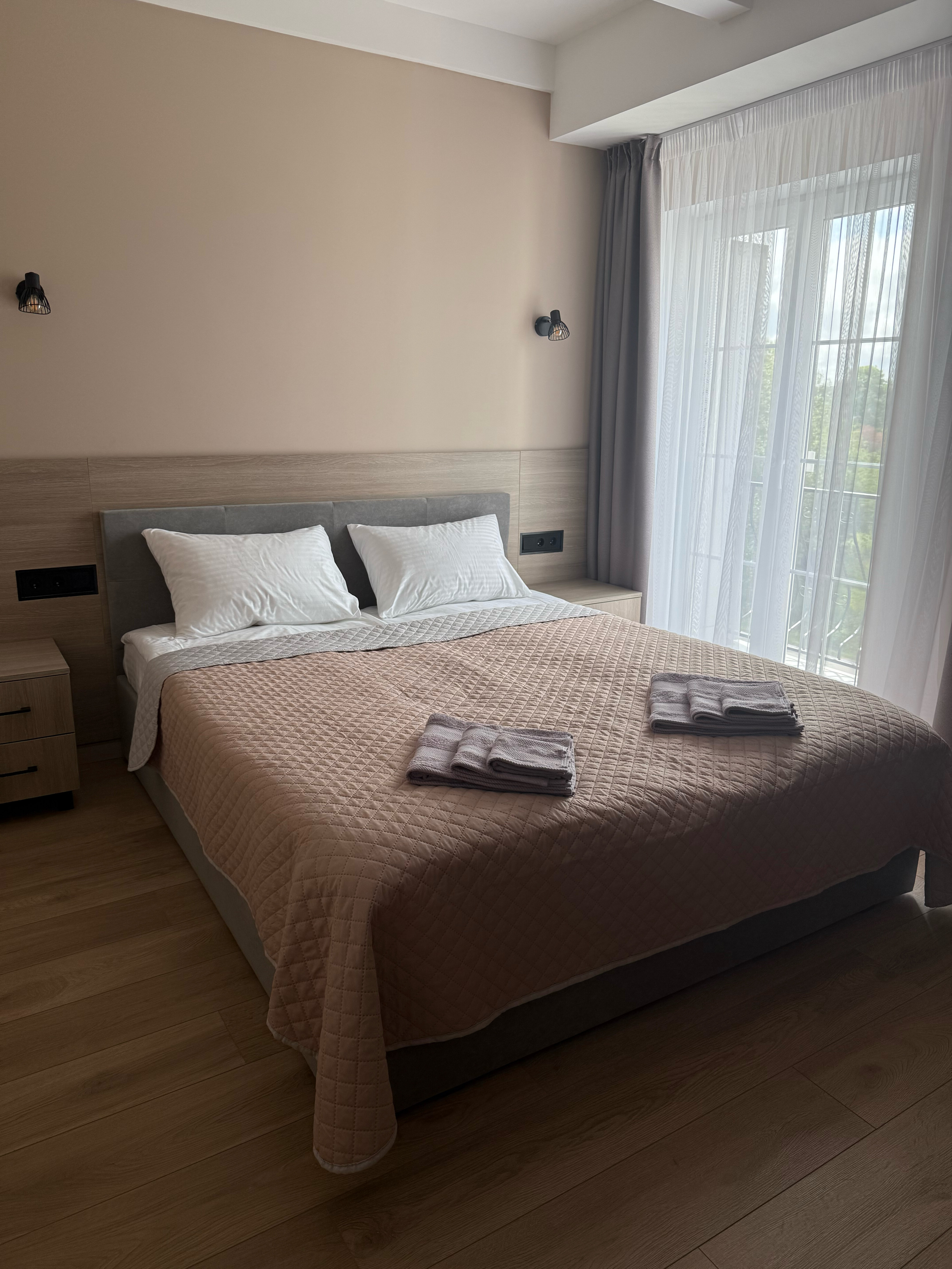 Фото Янтарная Вишня