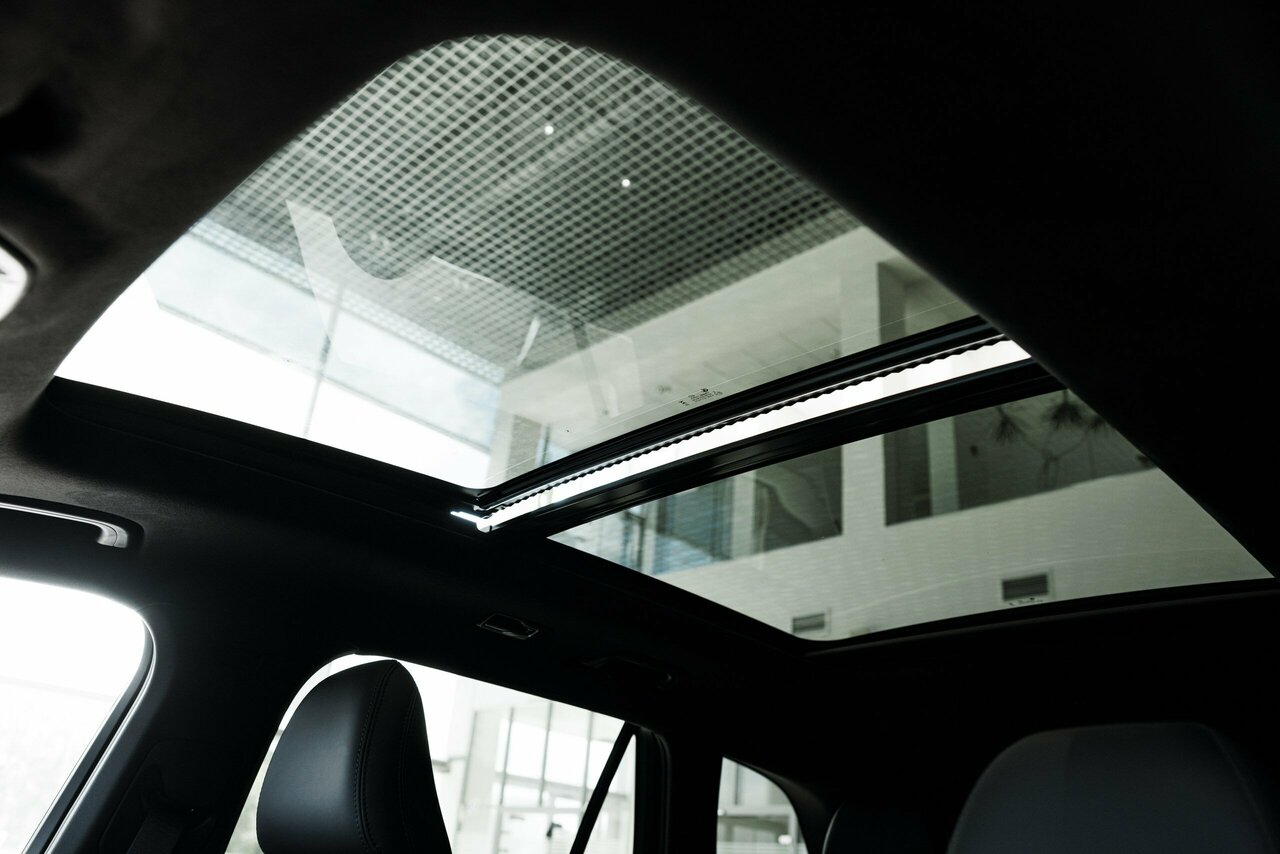 photo Lucky Motors, Geely