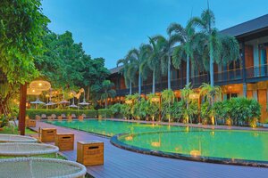 Гостиница The Buffalo Amphawa в Самутсонгкхраме