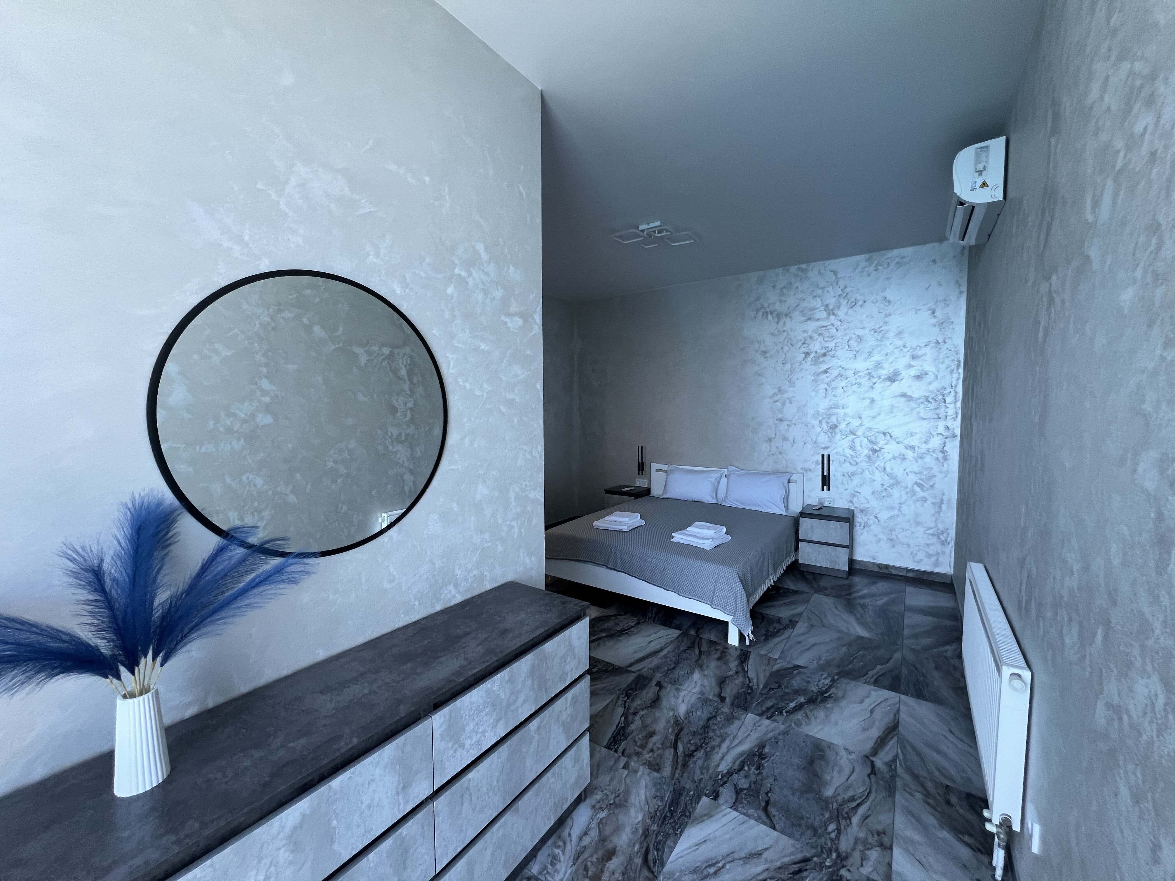 Фото Альмари