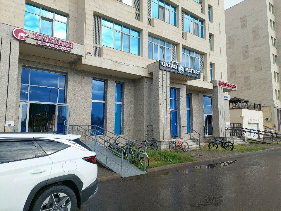 Tableware shop Karavan Posudy, Astana, photo