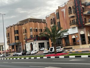 Red Castle Hotel (Red Castle, Layyeh, Al Khalidiah, Sharjah), hotel