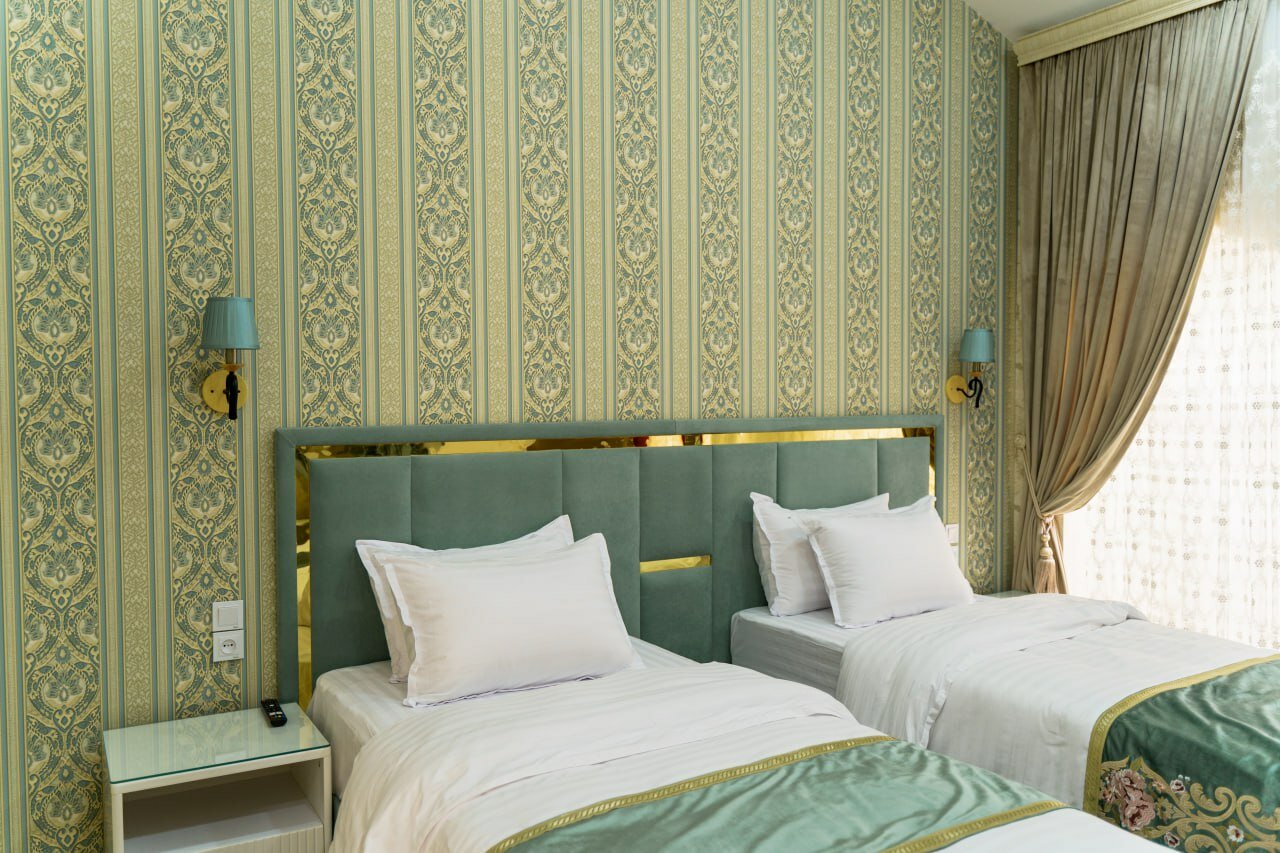 Фото Ayniy Hotel