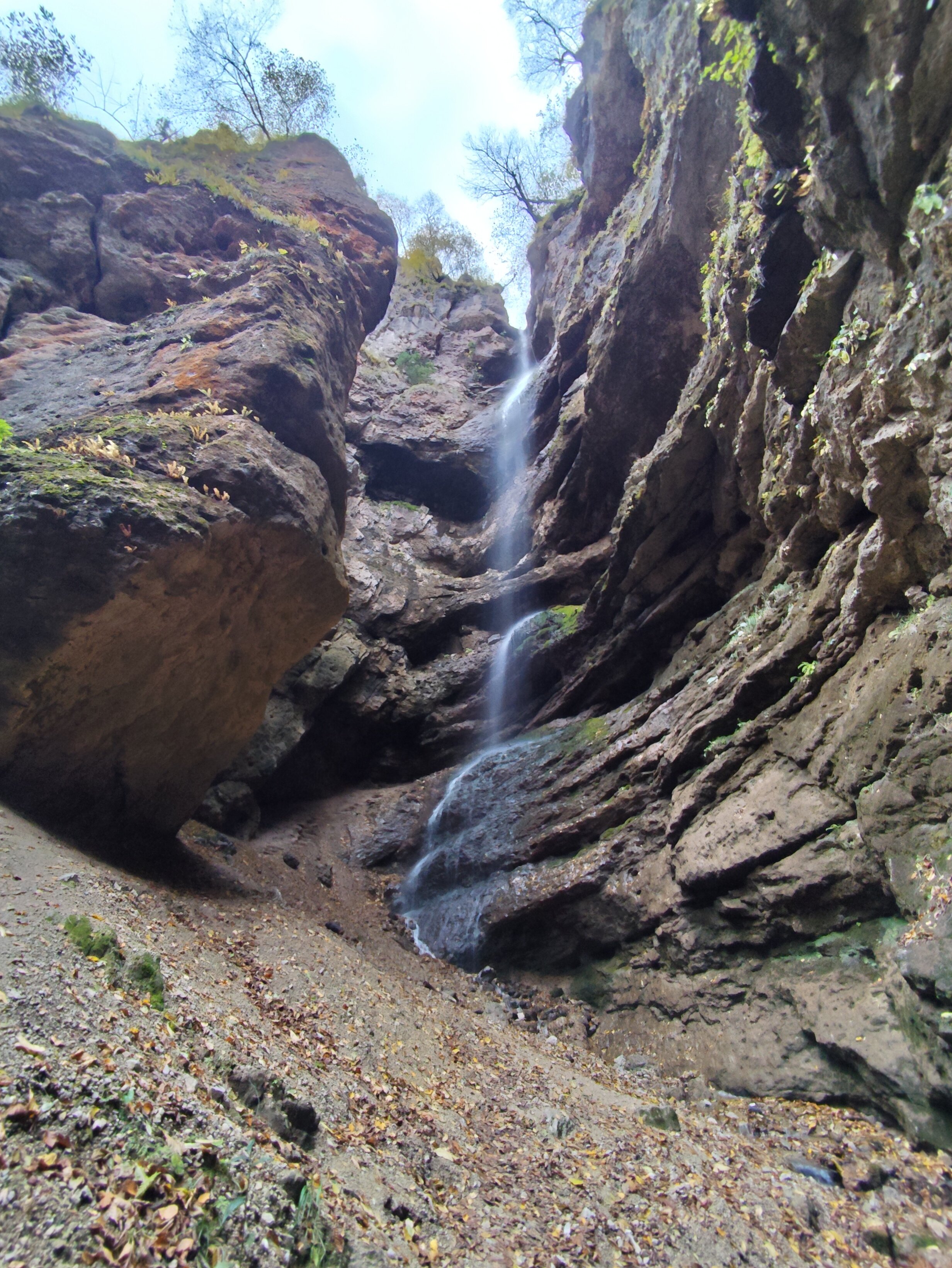 Үйдегі жалаңаш қыздардың әуесқойлық суреттері