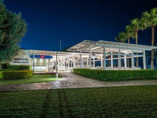 Внешний вид отеля Lara Barut Collection в Муратпаше, фото 3