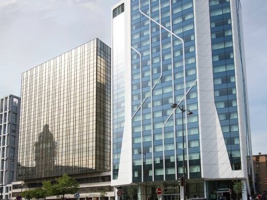 Фото Courtyard by Marriott Paris Gare de Lyon