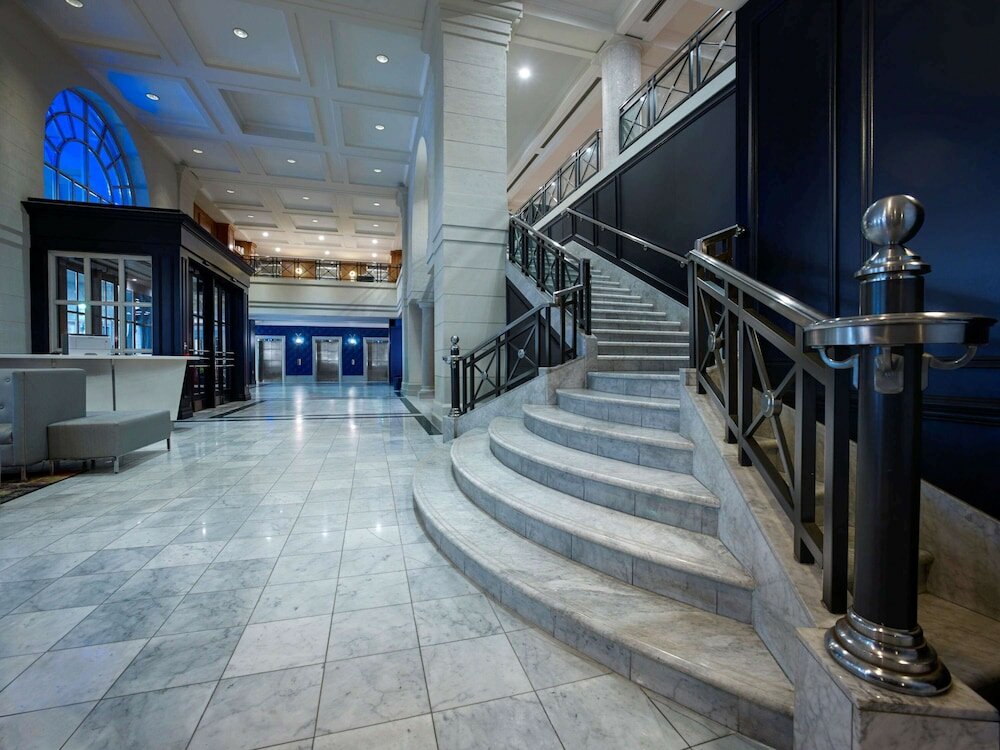 Фото Novotel Toronto Centre
