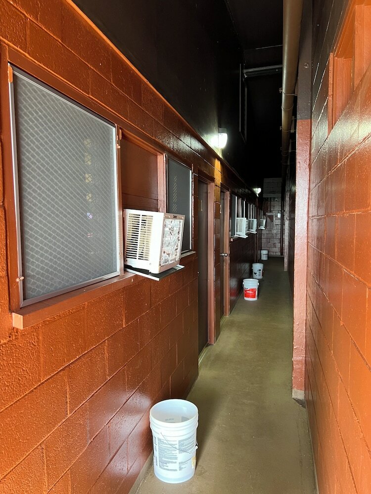 Фото Tip Top Motel Cafe & Bakery