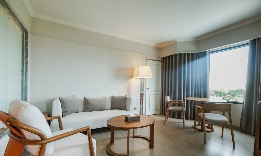 Фото The Grand Riverside Hotel Phitsanulok