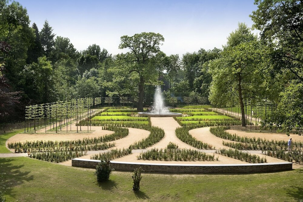 Фото Fletcher Hotel-Restaurant Kasteel Erenstein