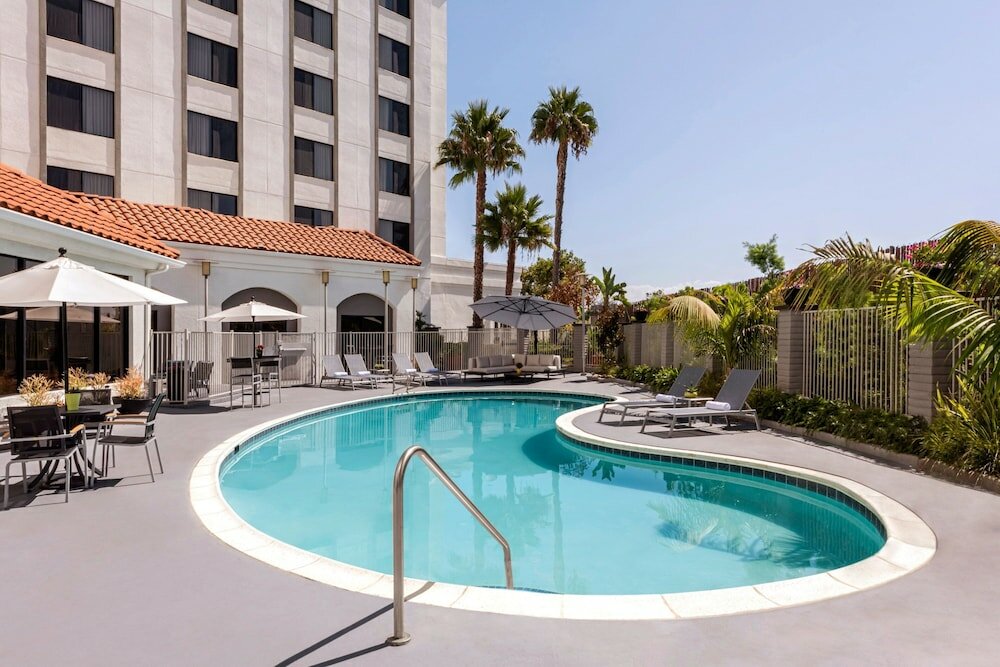 Фото Courtyard by Marriott San Diego Miramar