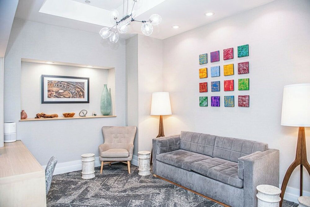 Фото The Inn at Longwood Medical