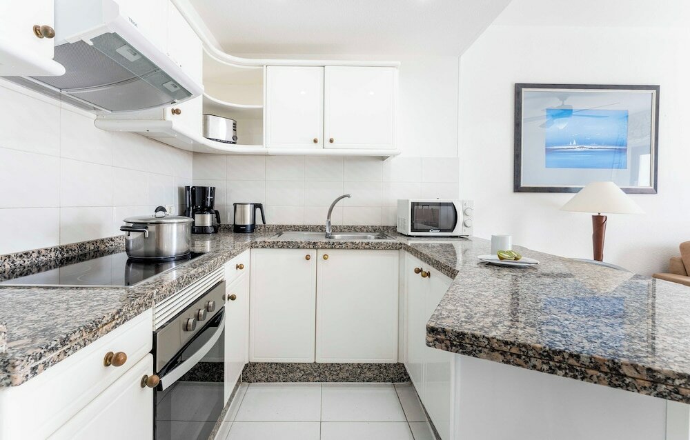 Фото Apartamentos Beverly Hills Heights - Excel Hotels & Resorts