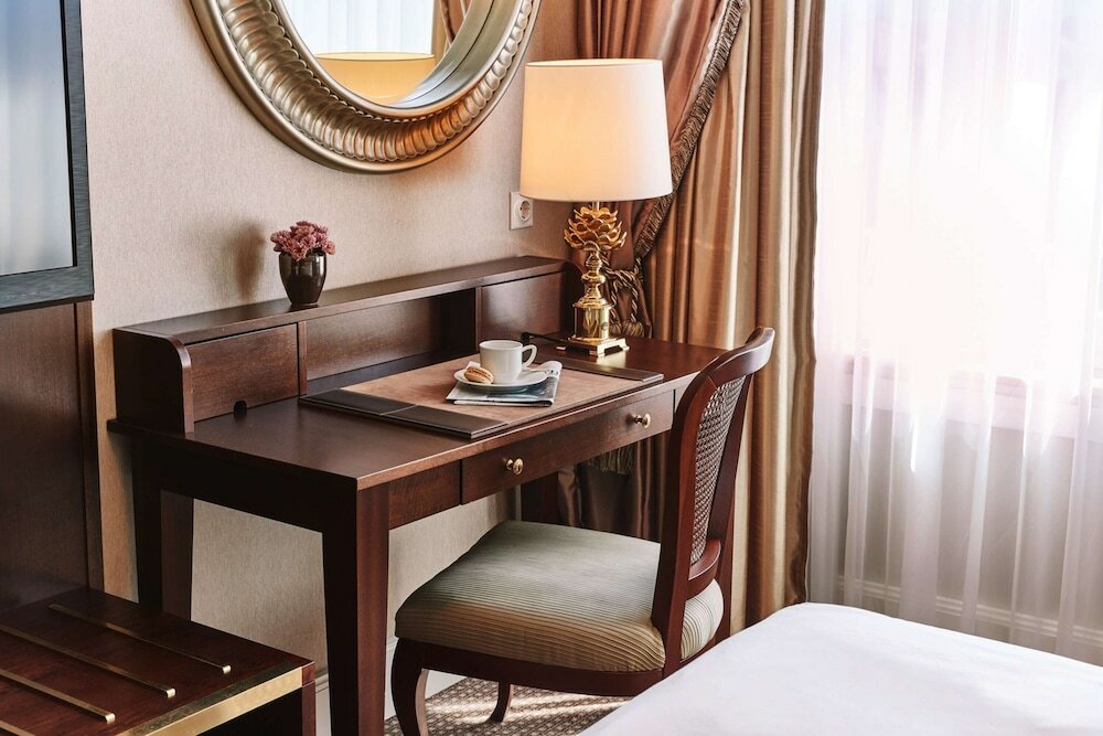 Фото Steigenberger Icon Parkhotel Düsseldorf