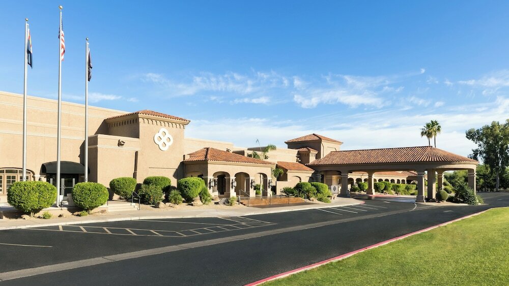 Фото The Scottsdale Plaza Resort & Villas