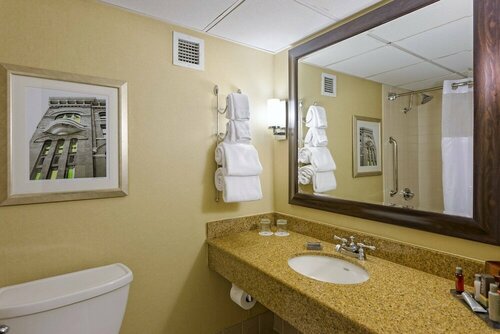 Гостиница Houston Marriott West Loop by The Galleria в Беллере
