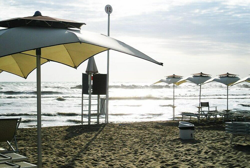 Фото Hotel Plaza