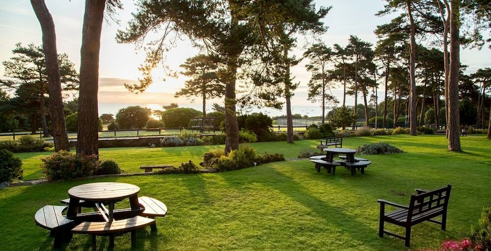 Фото The Knoll House