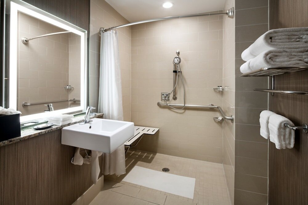 Фото Sheraton Agoura Hills Hotel