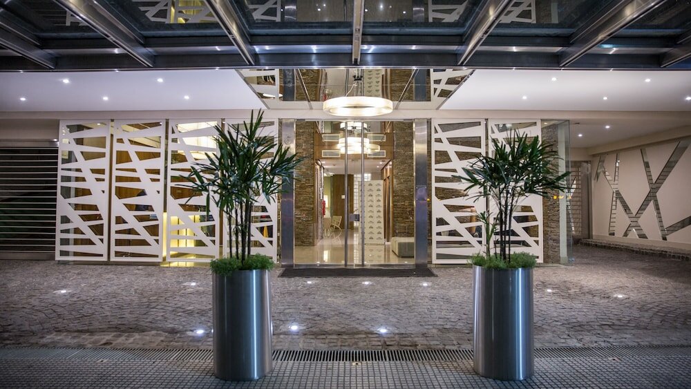 Фото Howard Johnson Plaza Buenos Aires